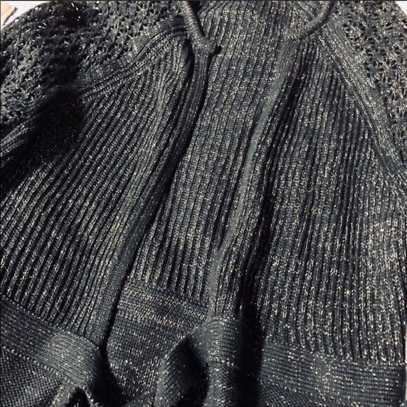 NEW TAHARI Black Gold Open Weave Tie Front Bell Sleeve Cardigan Sweater Medium - Picture 5 of 7